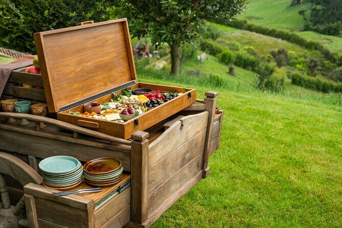 Private Hobbiton Behind the Scenes Tour Day Trip from Auckland - Culinary Delights and Exclusive Experiences