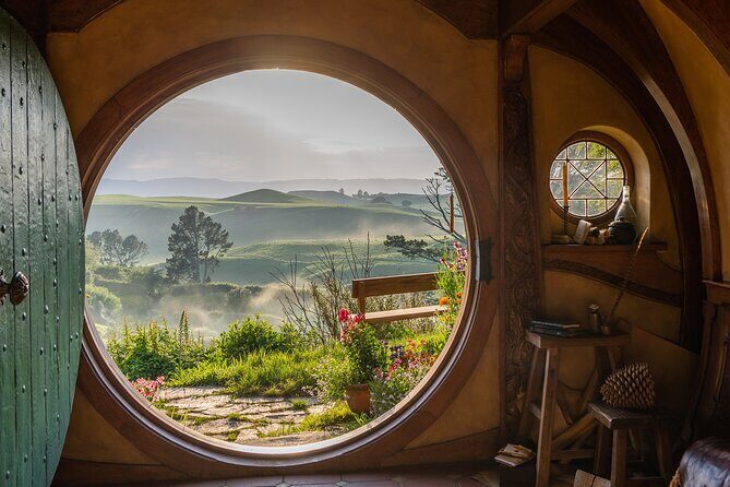 Private Hobbiton Behind the Scenes Tour Day Trip from Auckland - FAQ