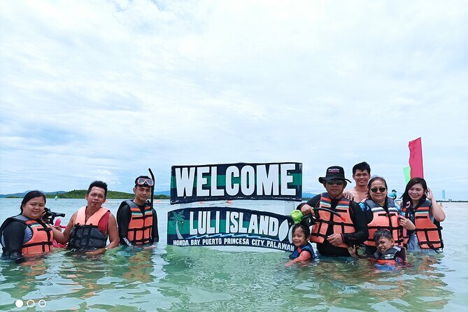 Private Honda Bay Island Hopping Tour - Discover the Best of Palawan with the Private Honda Bay Island Hopping Tour