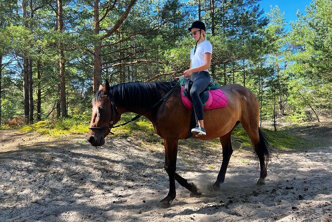Private Horse Riding on the Beach in Riga - FAQ