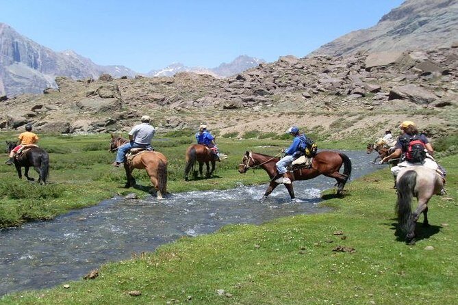 Private Horseback riding and wines from Santiago - FAQ