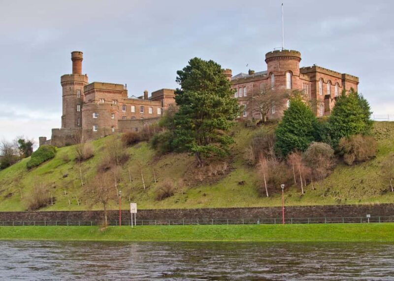 Private Inverness Tour: Landmarks & Highland Highlights - An In-Depth Look at the Inverness Highlights