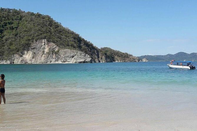 Private Isla Tortuga All included Full day Tour - Puntarenas - The Itinerary in Detail: What to Expect