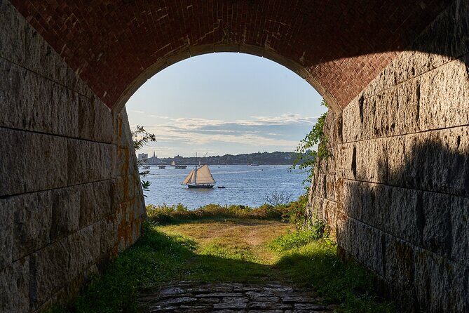 Private Island Fort Tour in Casco Bay: Boat Cruise & Island Tour - An In-Depth Look at the Casco Bay Private Island and Fort Tour