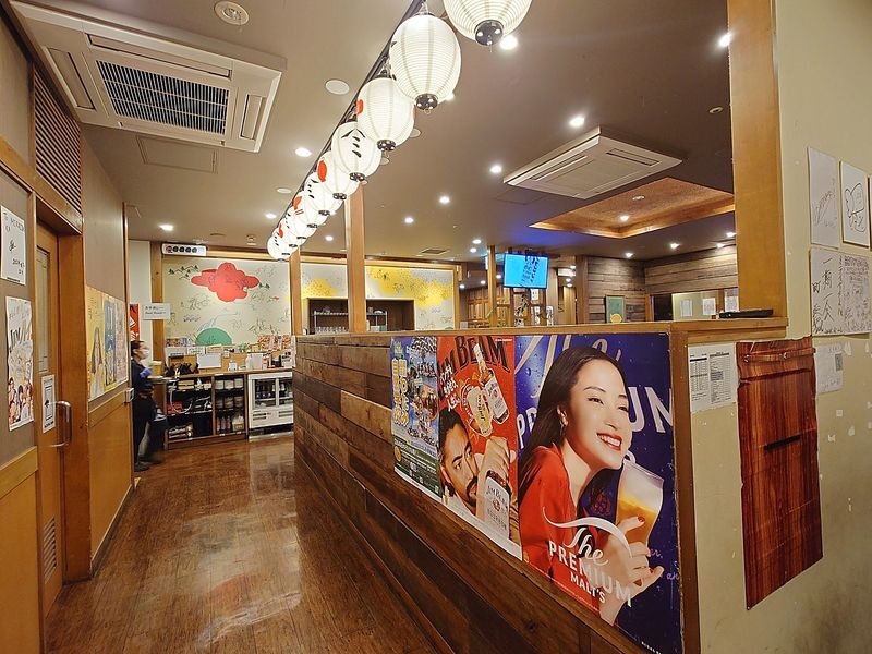 Private Japanese Calligraphy Experience & Izakaya Dining in Shibuya - What dinner adds to the experience