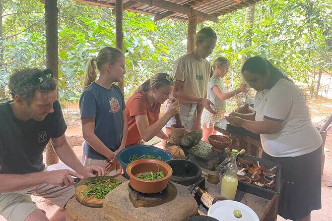 Private Kandy Authentic Cooking Class - Key Points
