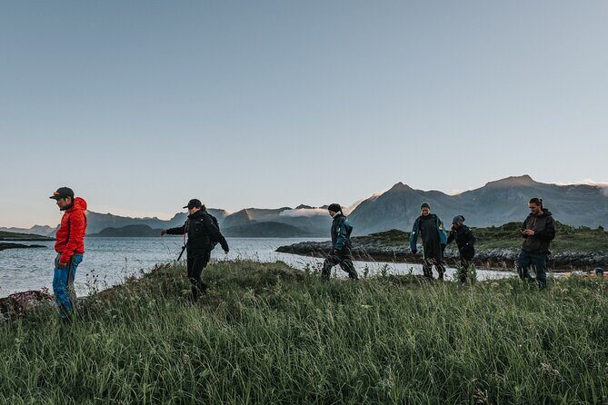 Private Kayak & Hike To Bunes Beach - Key Points