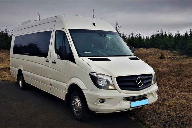 Private Keflavik Airport Transfer (One Way) - FAQ