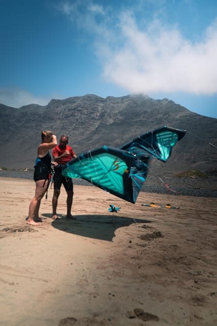 PRIVATE KITESURF LESSONS - What the Experience Looks Like