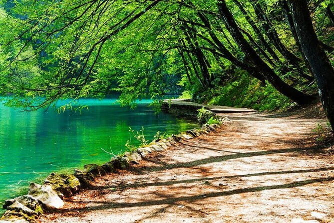 Private Krka Waterfalls Tour with Wine Tasting - Who Should Consider This Tour?