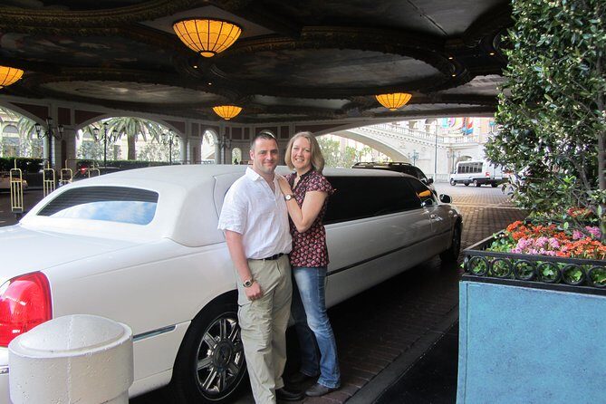 Private Las Vegas Hotel to Airport Luxury Limousine Transfer - Key Points