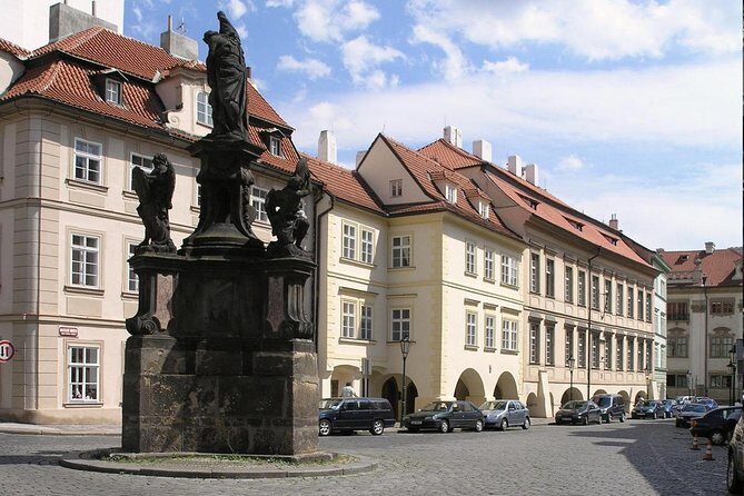 Private Lesser Town tour - Historical Treasure Hunt - Exploring Prague’s Lesser Town Through a Treasure Hunt