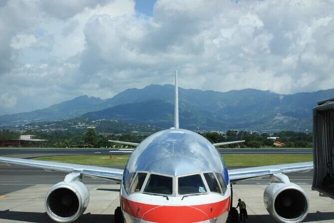 PRIVATE Liberia airport pick up to Tamarindo Beach with drinks included. - A Detailed Look at the Liberia to Tamarindo Transfer