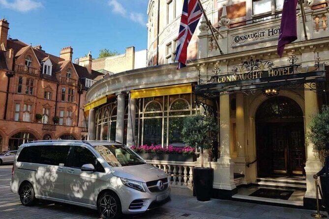 Private limo transfers Gatwick Airport to/from any London hotel - An In-Depth Look at Your Gatwick to London Transfer