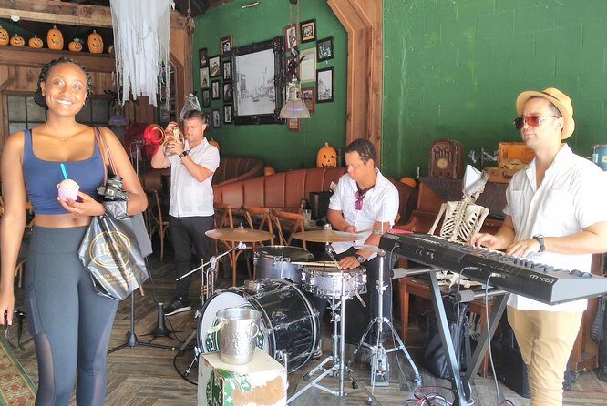 Private Little Havana Cuban Guide, Museum Food Art live music - The Sum Up