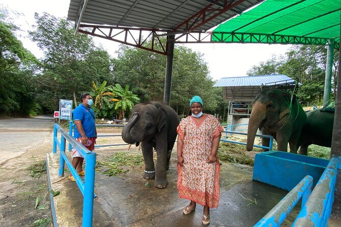 Private local city tour with english speaking driver - FAQ