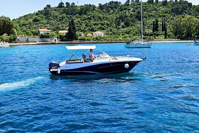 Private Local Guided Speedboat Tour in Dubrovnik Archipelago - What’s Included and What’s Not