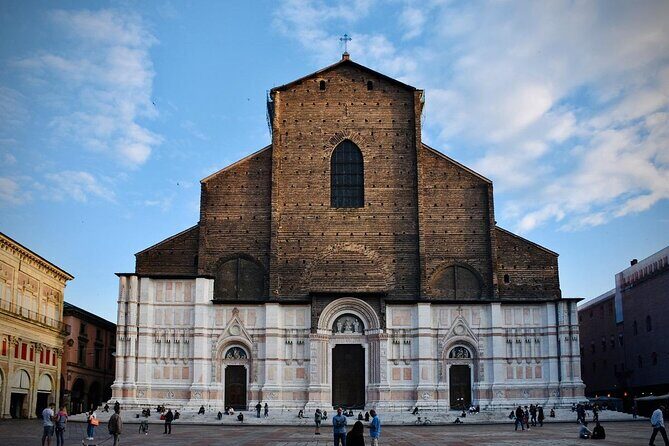 Private Local Tour Guide Bologna: Kickstart your Trip, 100% Personalized - Private Local Tour Guide Bologna: Kickstart your Trip, 100% Personalized