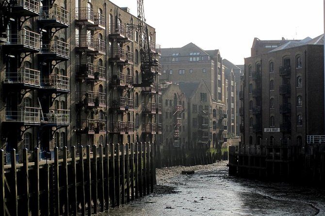 Private London Gin Safari: A Spirited, Juniper-Fuelled Jaunt - A Close Look at the Experience