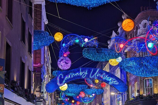 Private London Tour by Night including Pick up from Hotel - FAQs