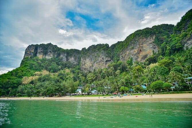 Private Longtail to Koh Rok from Koh Lanta with Lunch - Key Points