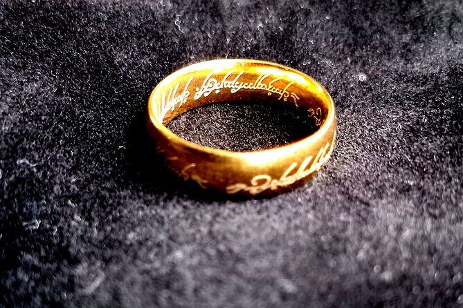 PRIVATE Lord of the Rings 1/2 Day Tour including keepsake - Exploring Wellington’s Lord of the Rings Connection