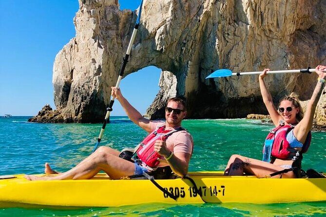 Private Los Cabos Arch & Playa del Amor tour by Glass bottom kayak - An In-Depth Look at the Cabo Kayak & Snorkel Adventure