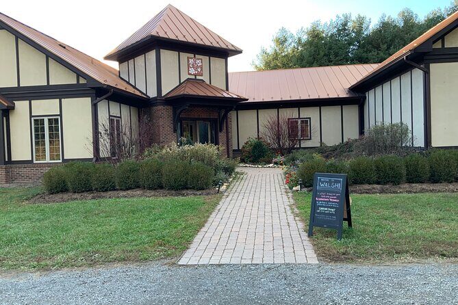 Private Loudoun County Wine Tour from DC with Stops at 3 Wineries - Who Should Take This Tour?