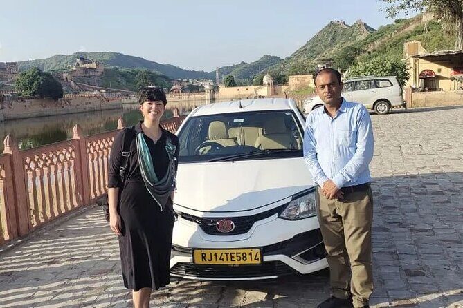 Private Lucknow Arrival Transfer - Airport to Lucknow Hotels drop - Key Points