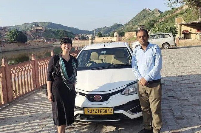 Private Lucknow Arrival Transfer - Airport to Lucknow Hotels drop - FAQ