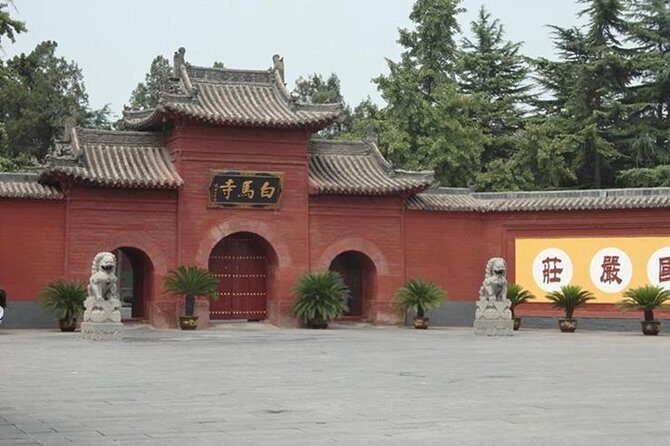 Private Luoyang Day Tour: Longmen Grottoes and White Horse Temple - Key Points