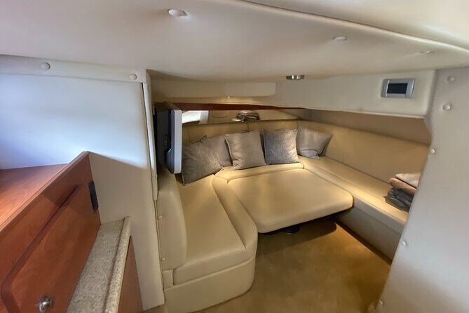 Private Luxury 45' Bay Cruiser Tour in San Diego: Suitable for Any Events - FAQ