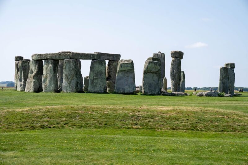 Private Luxury Day Tour of Stonehenge and Bath from Oxford - Key Points