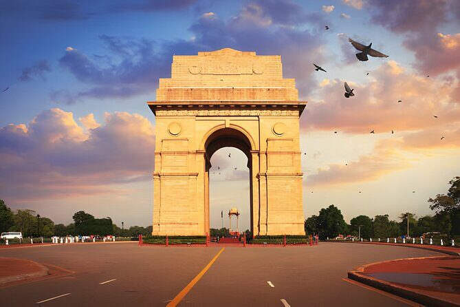 Private Luxury Full Day New and Old Delhi City Tour - Introduction: The Best of Delhi in One Day