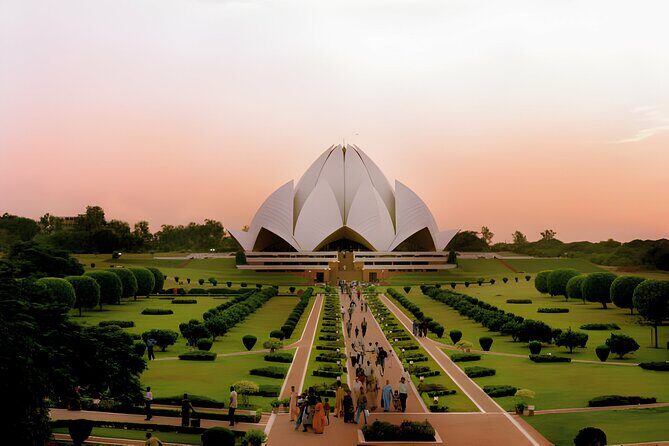 Private Luxury Full Day New and Old Delhi City Tour - Key Points