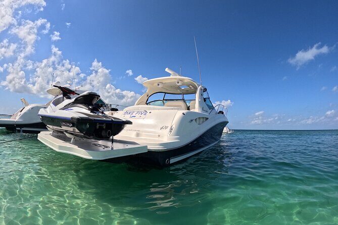 Private Luxury HalfDay w/Jetski Stingray City, Snorkeling & Starfish Beach Tour - Detailed Review of the Private Luxury Half-Day Tour