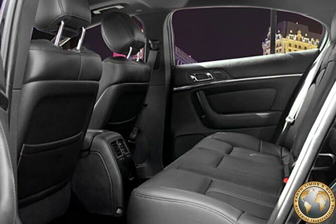 Private Luxury Las Vegas Airport Arrival Transportation - Quick Overview: The Private Luxury Las Vegas Airport Arrival Transportation