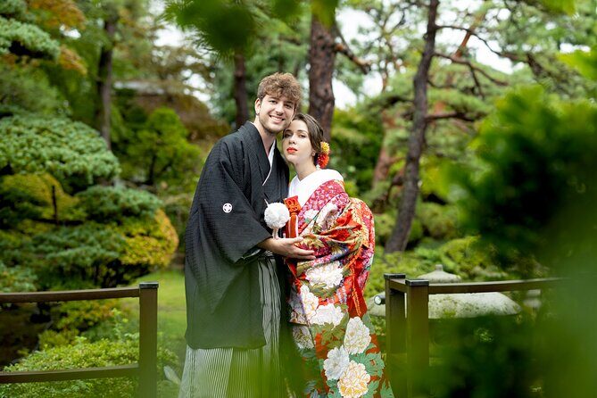 Private Luxury Romantic Photoshoot in a Traditional Kimono - A Romantic Journey in Niigata: Private Kimono Photoshoot at Garden Place Kobayashiro