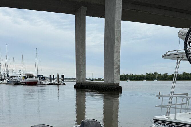 Private Luxury Sunset Boat Tour in Charleston Harbor - Key Points