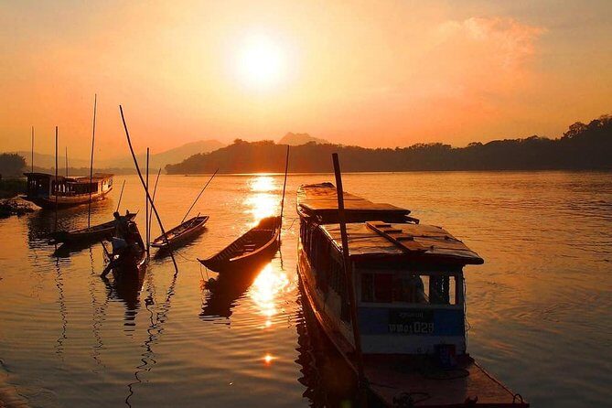 PRIVATE Luxury Sunset Mekong AFTERNOON TRIP with BBQ DINNER & COOK CLASS - Key Points