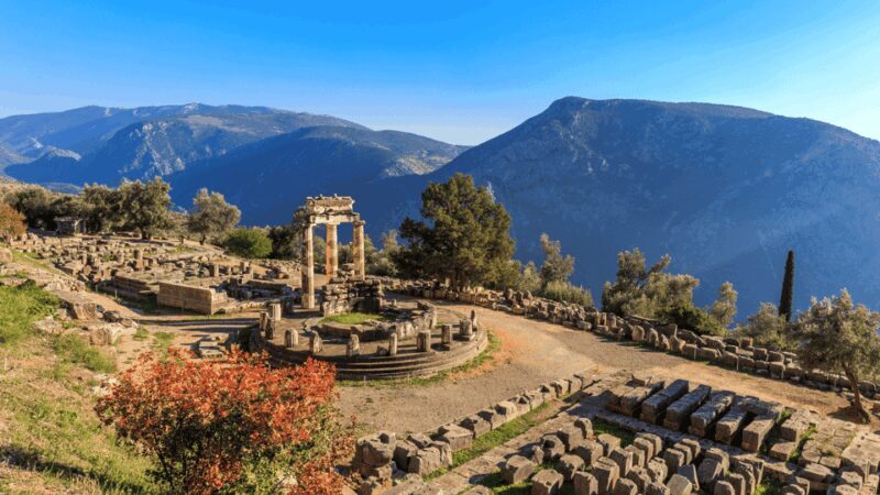 Private Luxury Tour: Delphi, Arachova and Hosios Loukas - FAQ