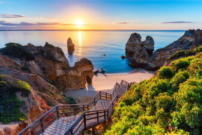 Private Luxury Transfer from Lisbon to Algarve (or vice-versa) - An Overview of the Private Luxury Transfer from Lisbon to the Algarve (or vice versa)