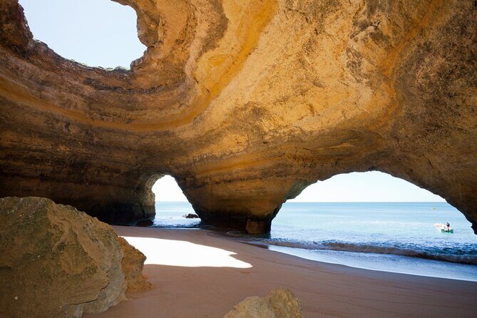 Private Luxury Transfer from Lisbon to Algarve (or vice-versa) - In-Depth Review of the Luxury Transfer Experience