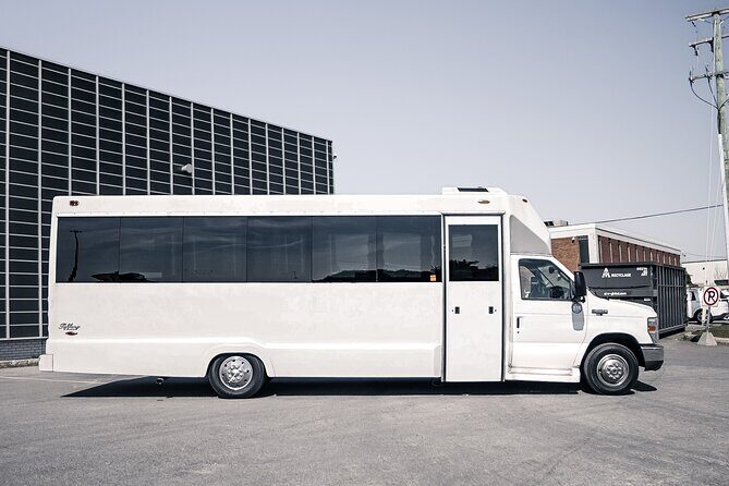 Private Luxury Transfer from YUL to Mont Tremblant - The Vehicle and Comfort