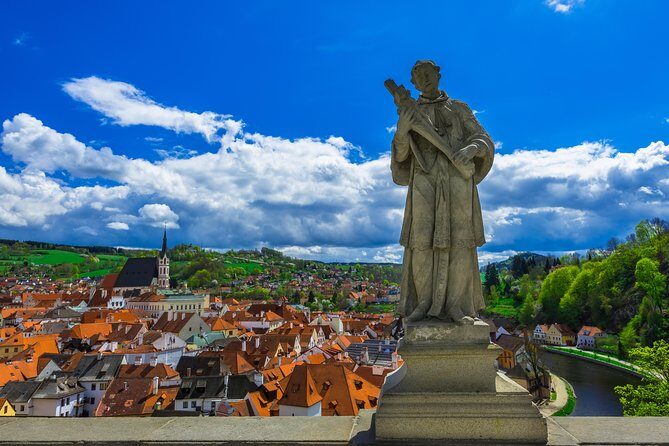 Private Luxury Transfer to Cesky Krumlov from Prague - Who Is This Experience Best For?