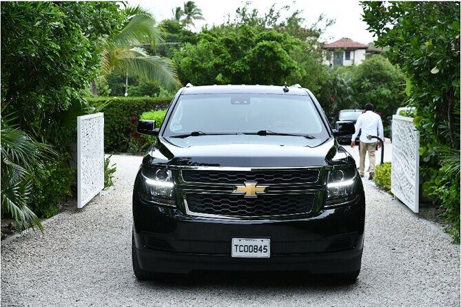 Private Luxury Transfer to/from Airport Turks and Caicos - Smooth and Sophisticated: Private Luxury Transfer to/from Airport Turks and Caicos