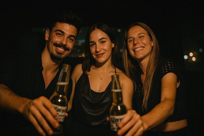 Private Luxury Transportation to Cancun Party Center - Key Points