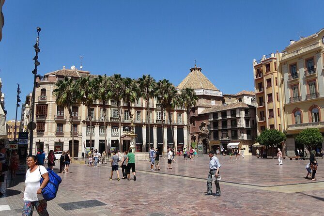 Private Malaga City Center Walking Tour with Tapas Food Tastings - A Deep Dive into the Malaga Experience