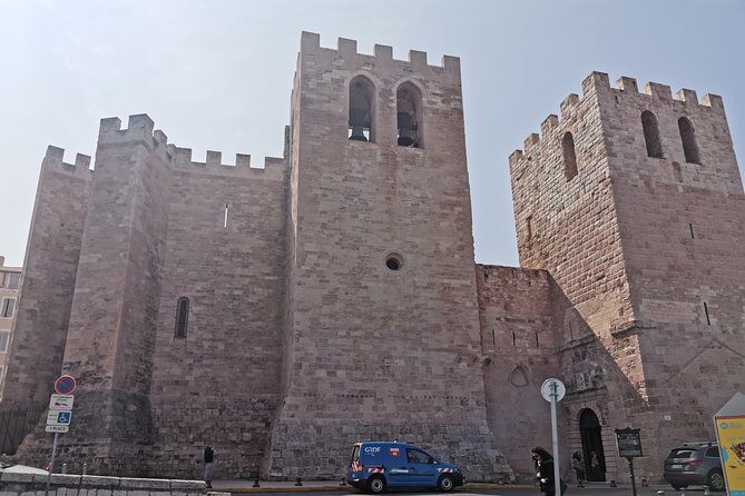 Private Marseille City tour and Private transfer to Any adress in Marseille includ the Airport - Frequently Asked Questions