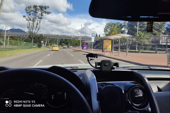 Private Medellin MDE airport pick up transfer service one way - Key Points